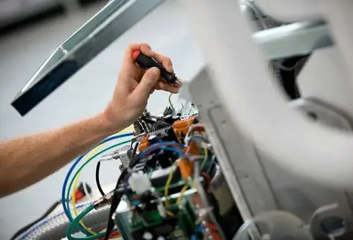 mantenimiento de unidades electricas para clinicas